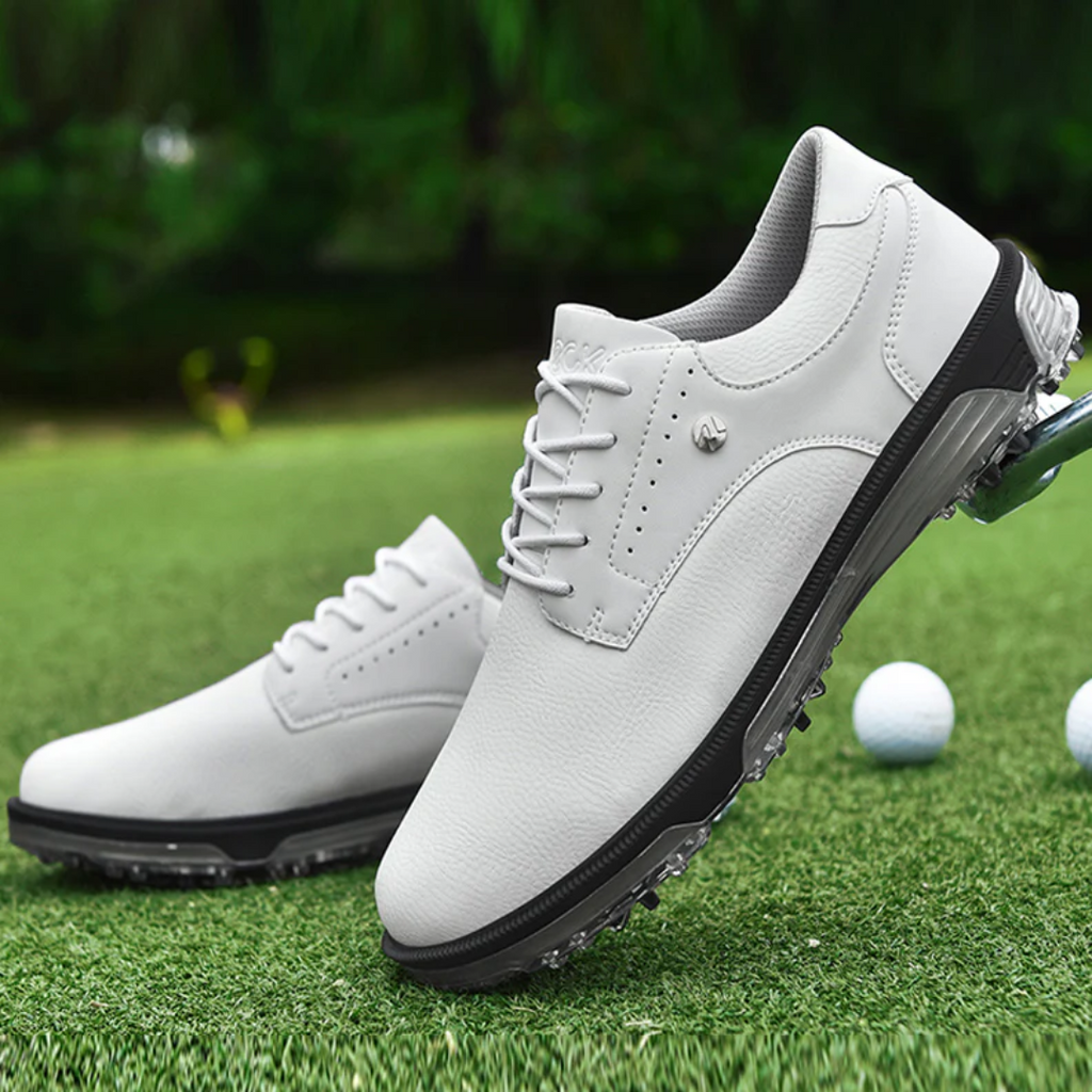 Wasserdichte Golf Schuhe für Herren mit ergonomischer Passform und modernem Design