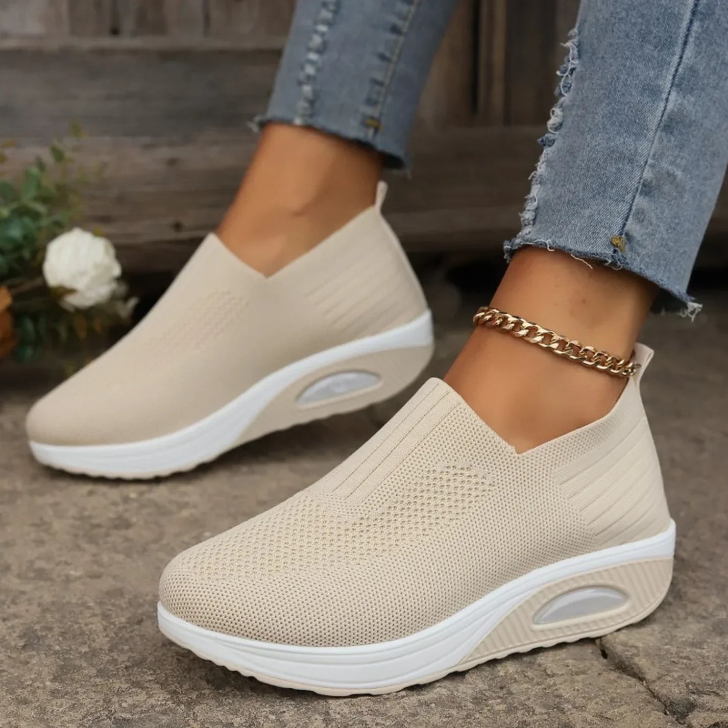 Orthopedic sneakers for women | Breathable slip-on mesh shoes for pain-free walking | Comfortable everyday shoes with support