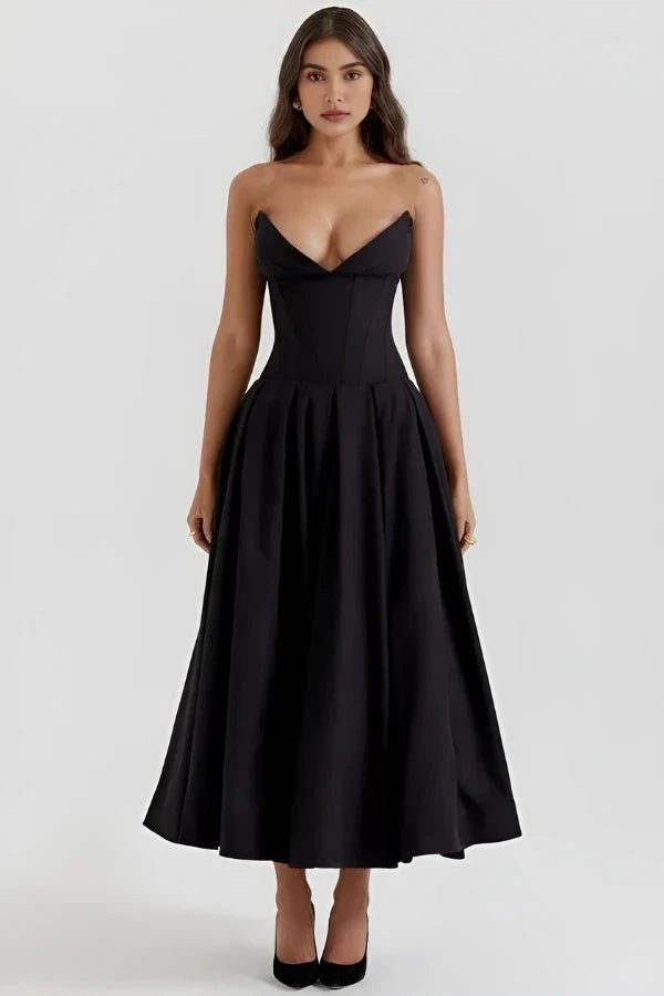 Elegant dress with sculptural bodice