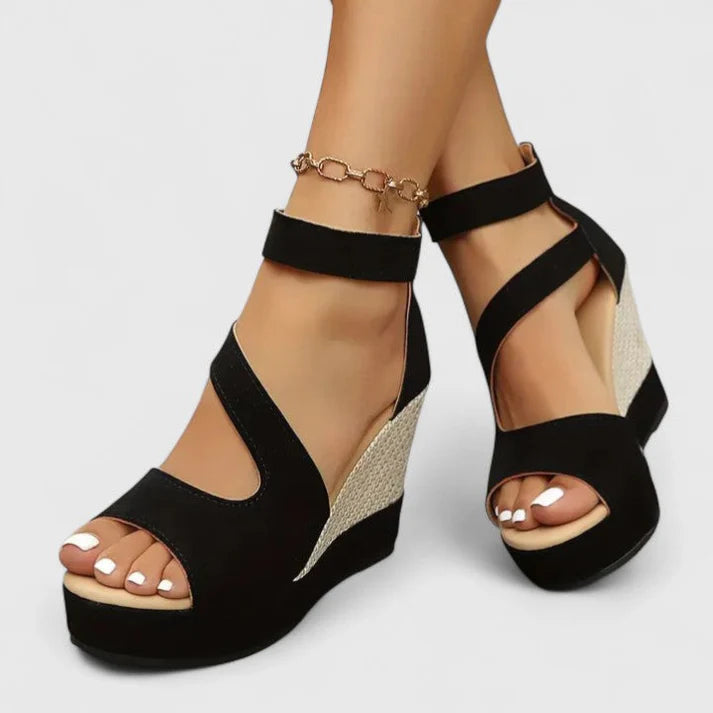 Orthopädische Keilsandalen