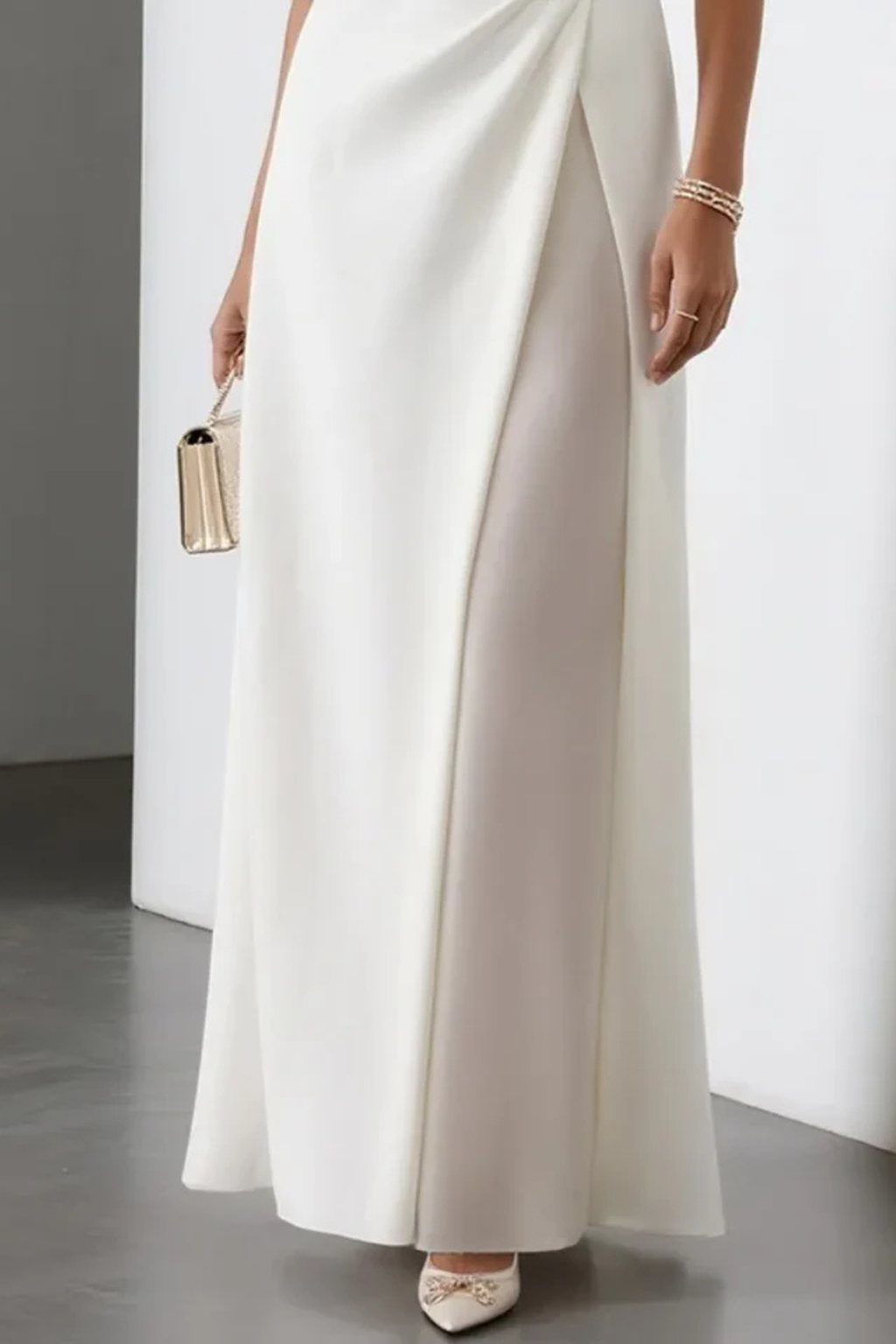 Ärmelloses Maxi-Kleid mit drapierter Taille für Hochzeitsgäste
