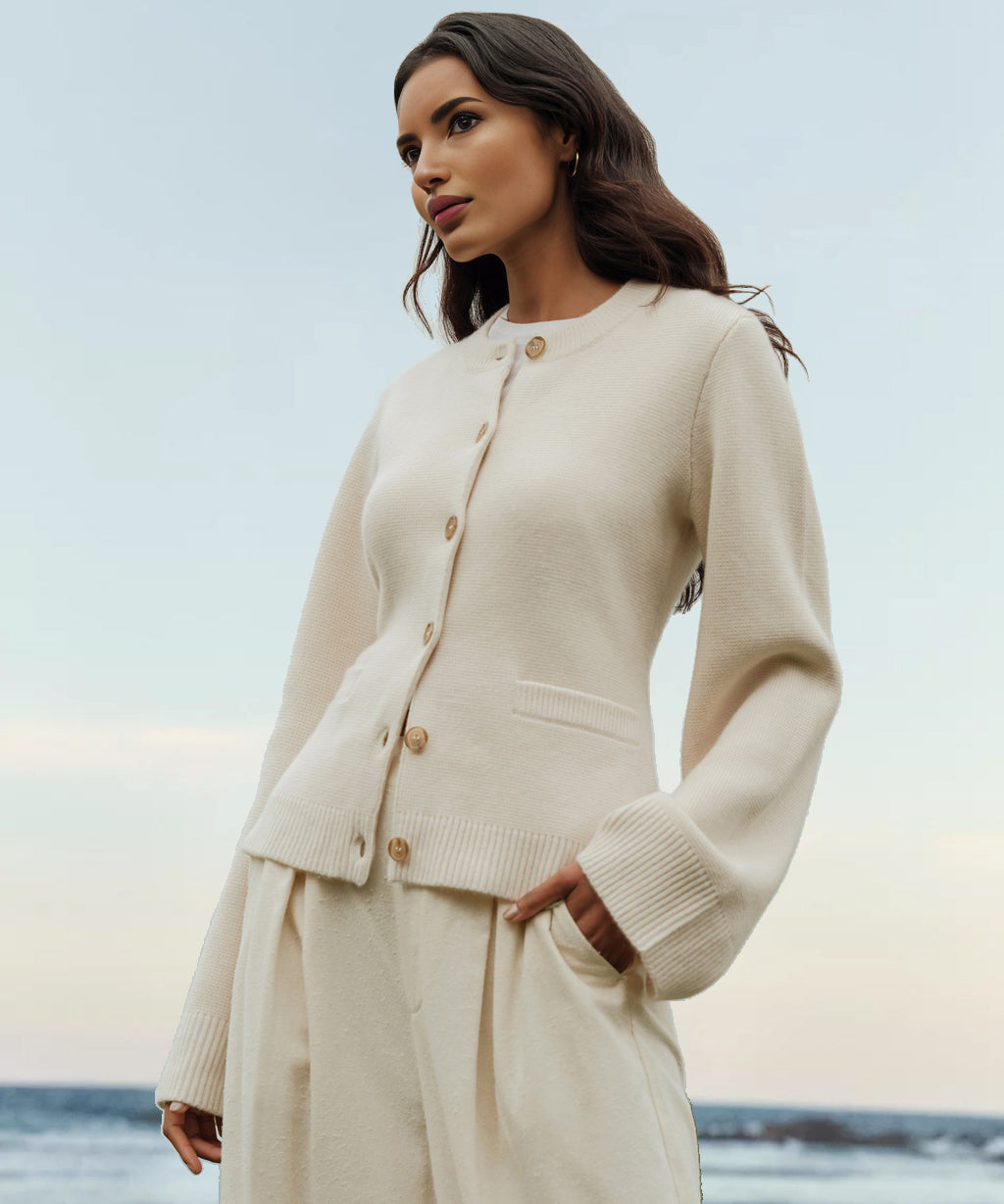 Ultra-soft cashmere cardigan with buttons