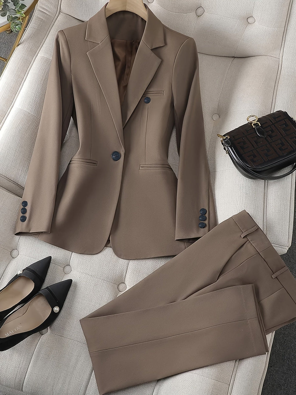 Klassischer Damenblazer mit Reverskragen - Zeitlos und elegant - Für jede Saison