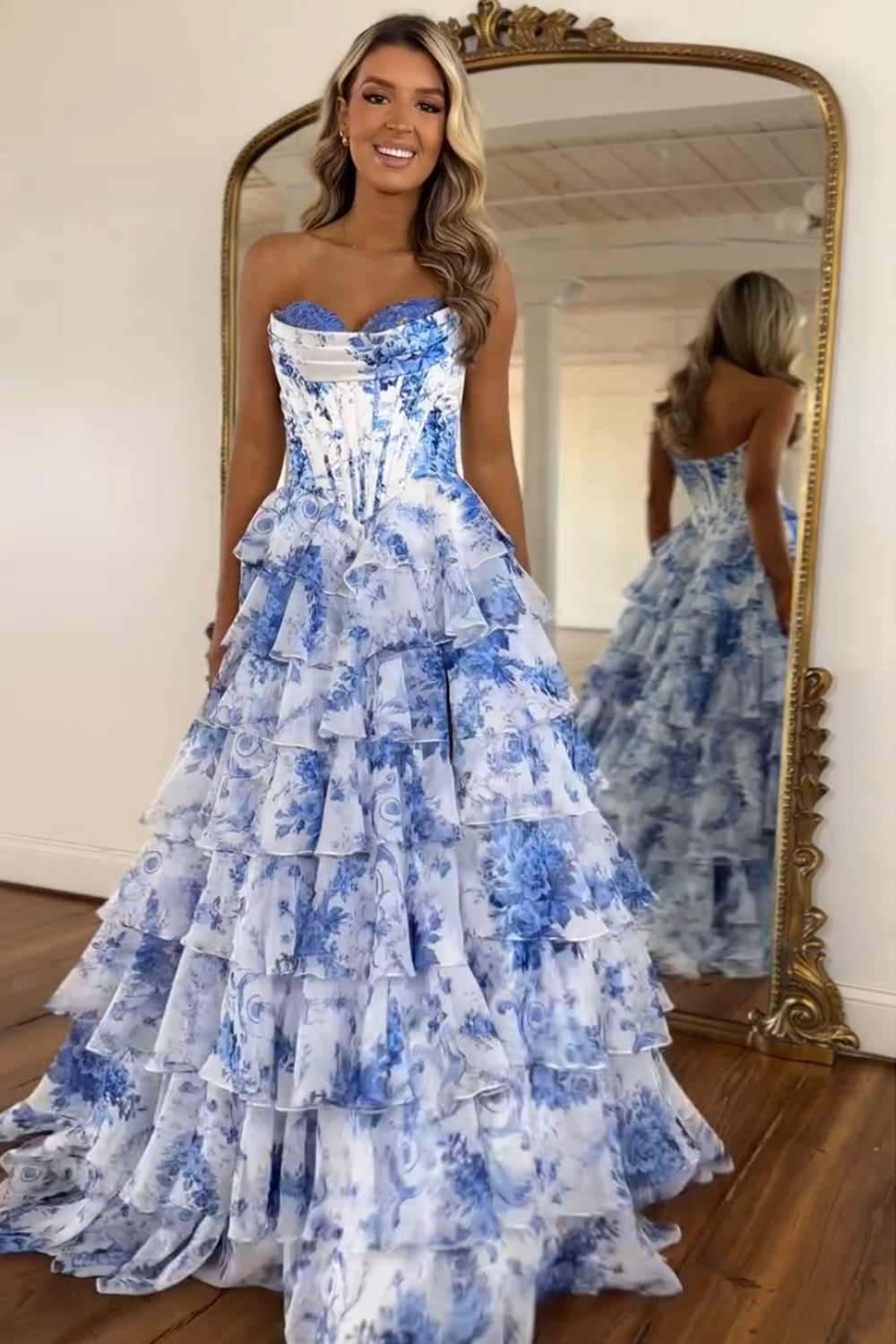 Maxi dress with floral pattern for wedding guests | Elegant corset dress with ruffles and tiered skirt for festive occasions