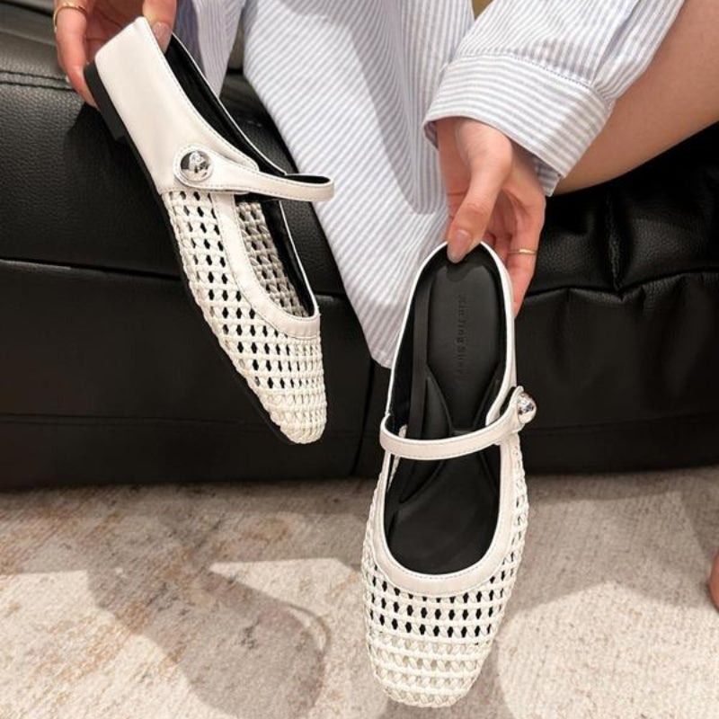 Damen Mules geflochten | Flache Slipper in Metallic-Optik mit Riemchen und eckiger Zehenpartie | Bequeme Schlupfschuhe