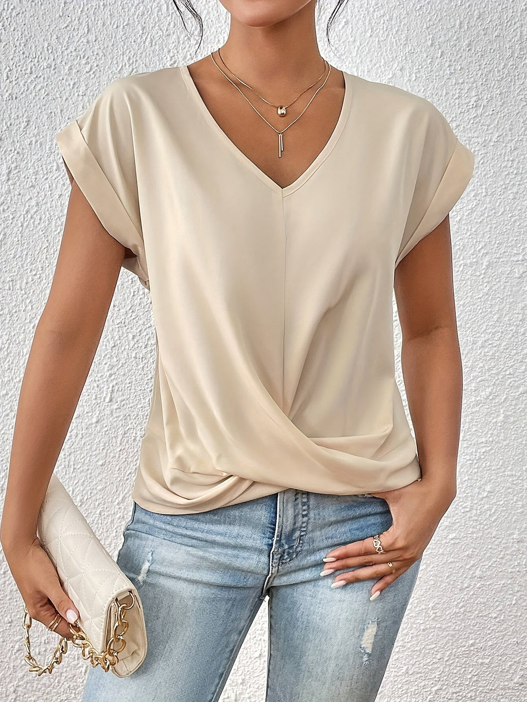 Women's V-Neck T-Shirt | Short Sleeve Top Made of Soft Stretch Material | Lightweight Basic Shirt for Everyday and Leisure