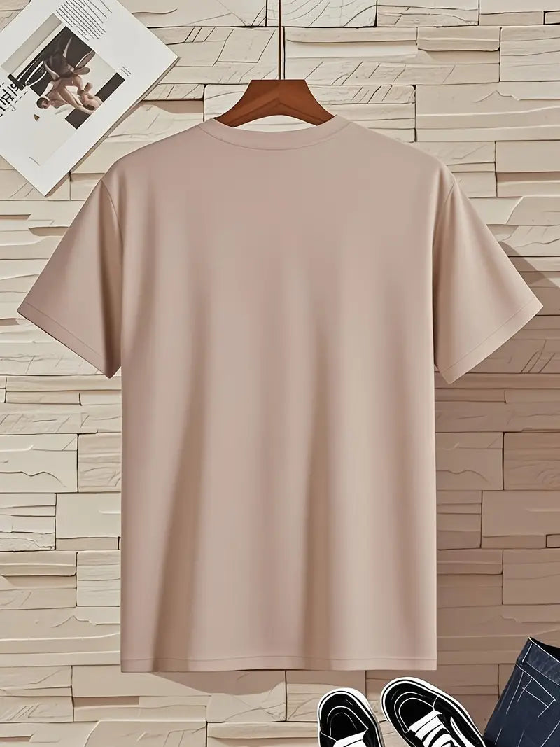 V-neck T-shirt for men | Fitted slim fit short-sleeve shirt made of soft fabric | Classic basic for everyday wear