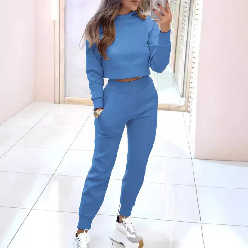 Zweiteiliges Damen Loungewear Set mit bauchfreiem Pullover und Jogginghose | Sportlicher Trainingsanzug für Alltag und Zuhause
