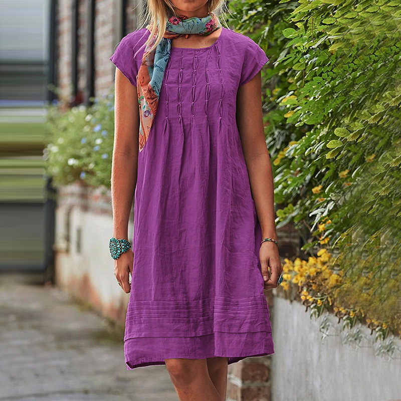 Light women's summer dress with short sleeves and V-neck | Loose-fitting casual dress | Comfortable short-sleeve dress