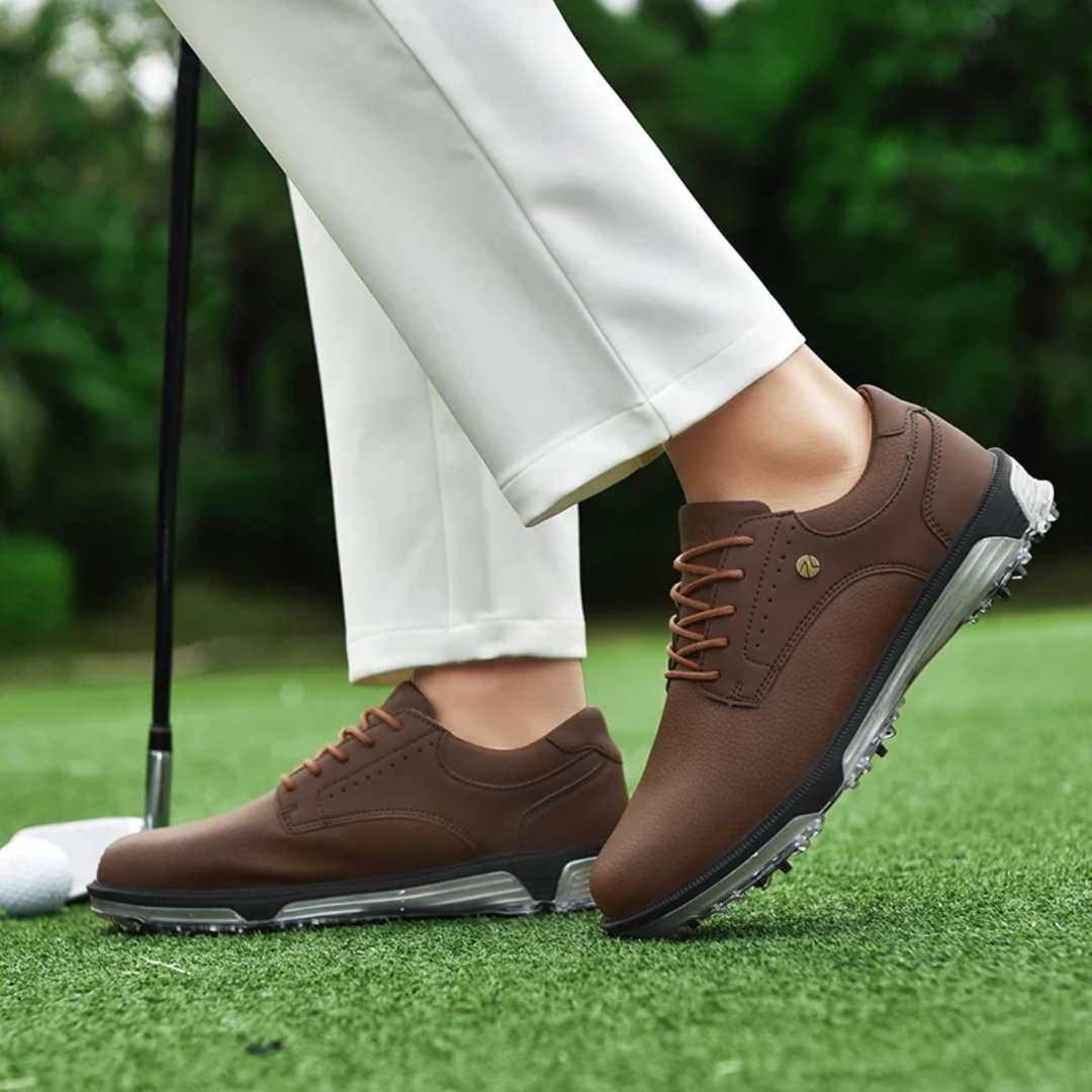 Wasserdichte Golf Schuhe für Herren mit ergonomischer Passform und modernem Design