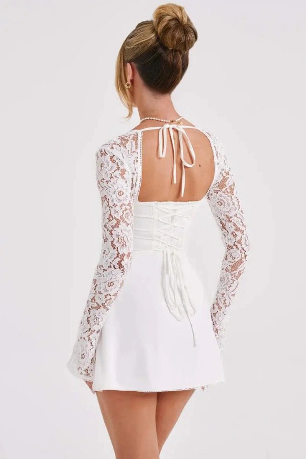 Spitzenkleid mit Charme