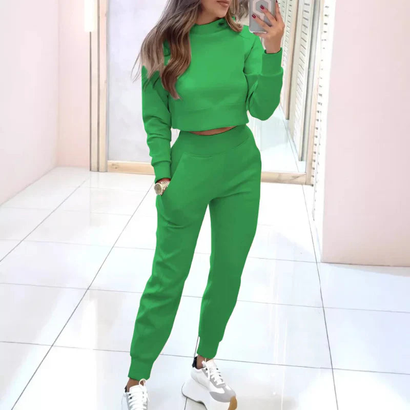 Zweiteiliges Damen Loungewear Set mit bauchfreiem Pullover und Jogginghose | Sportlicher Trainingsanzug für Alltag und Zuhause