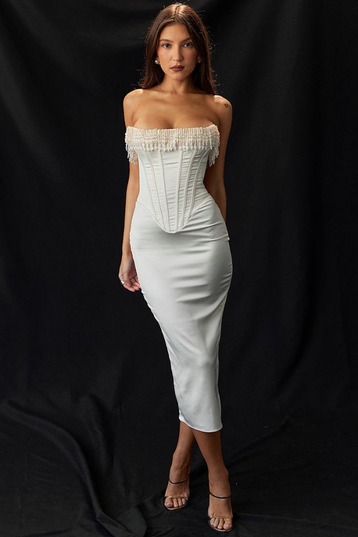 Sharlene – Elegant Strapless Dress