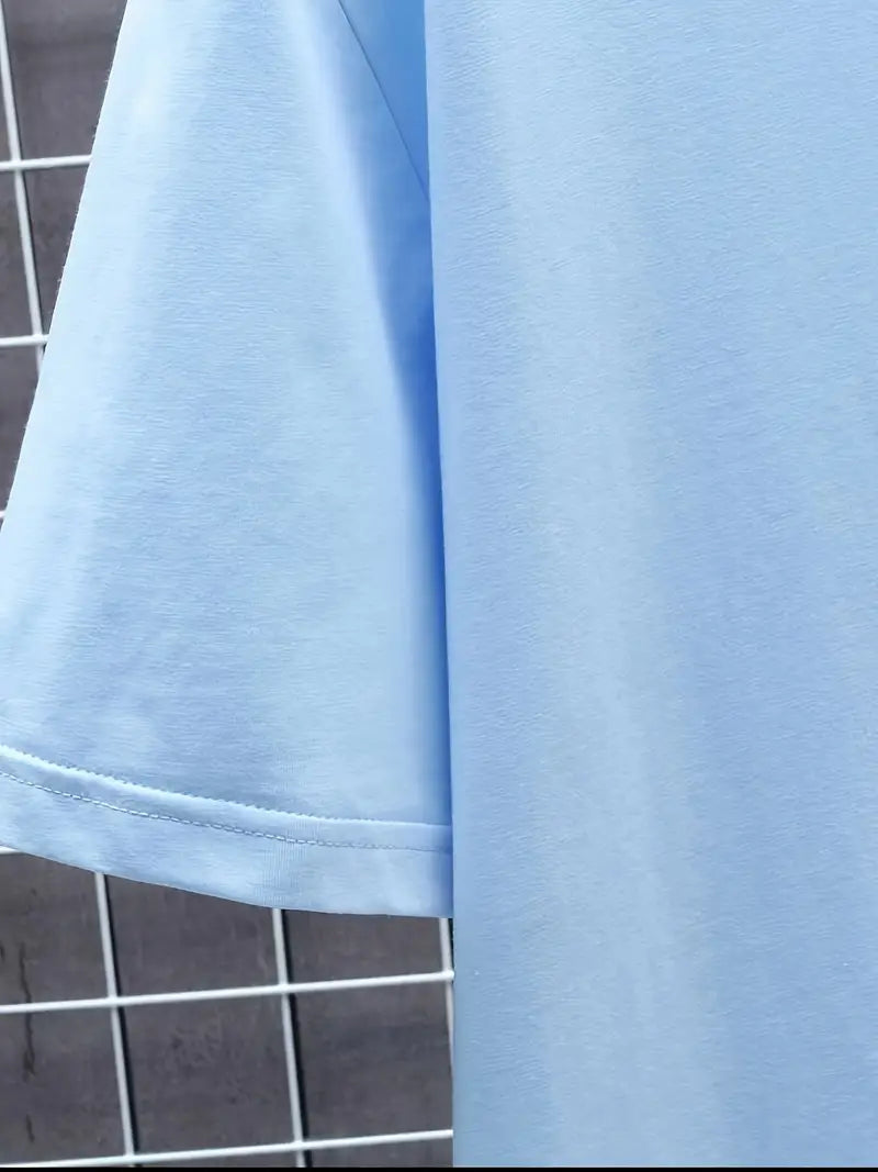V-neck T-shirt for men | Fitted slim fit short-sleeve shirt made of soft fabric | Classic basic for everyday wear