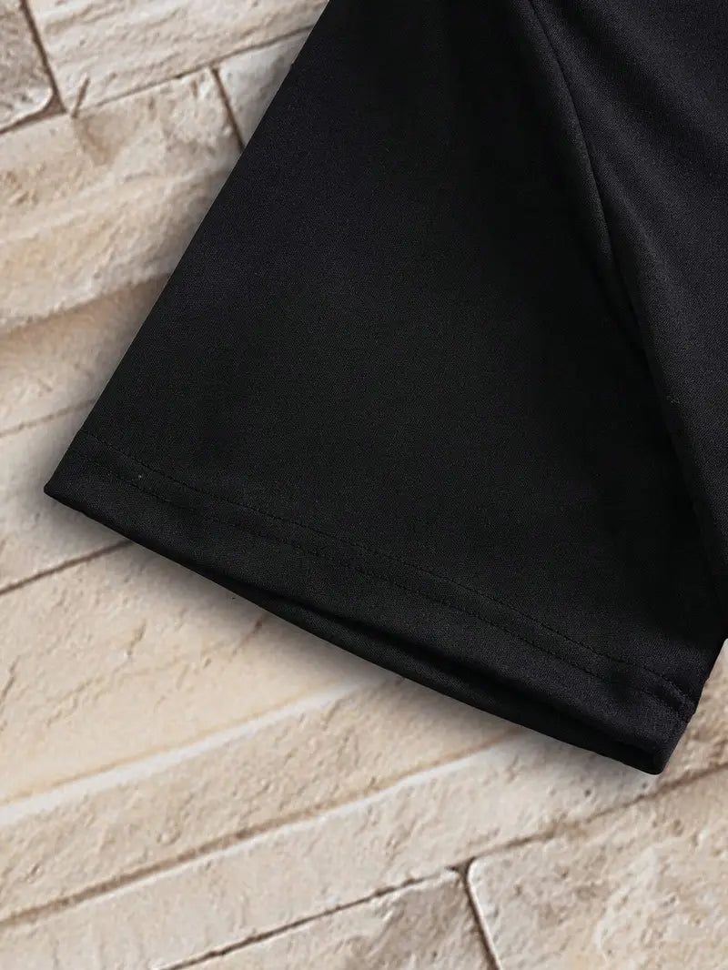 V-neck T-shirt for men | Fitted slim fit short-sleeve shirt made of soft fabric | Classic basic for everyday wear