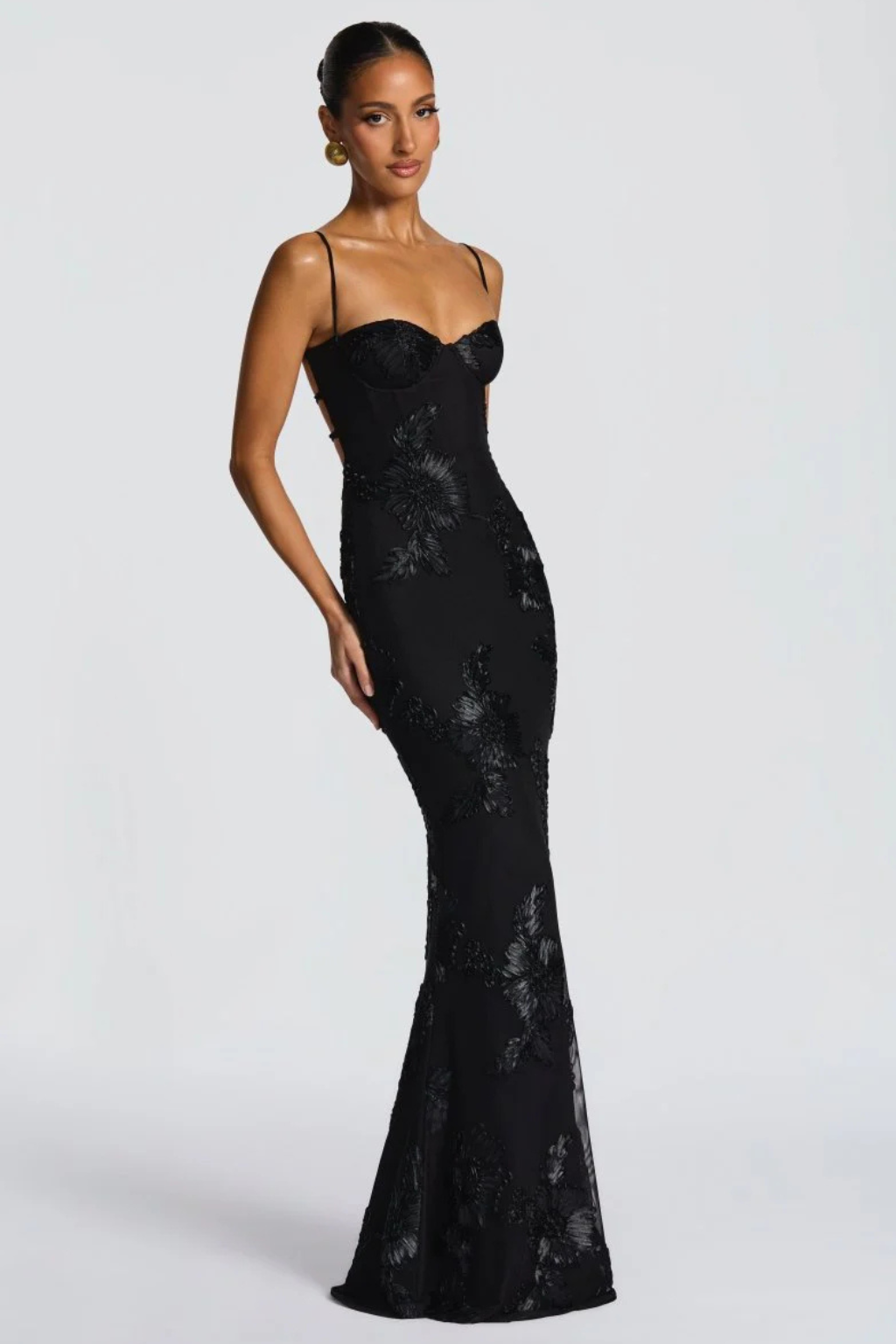 Damen Maxikleid für Hochzeitsgäste mit floraler Stickerei und Corsage, festliches langes Kleid mit schmalen Trägern