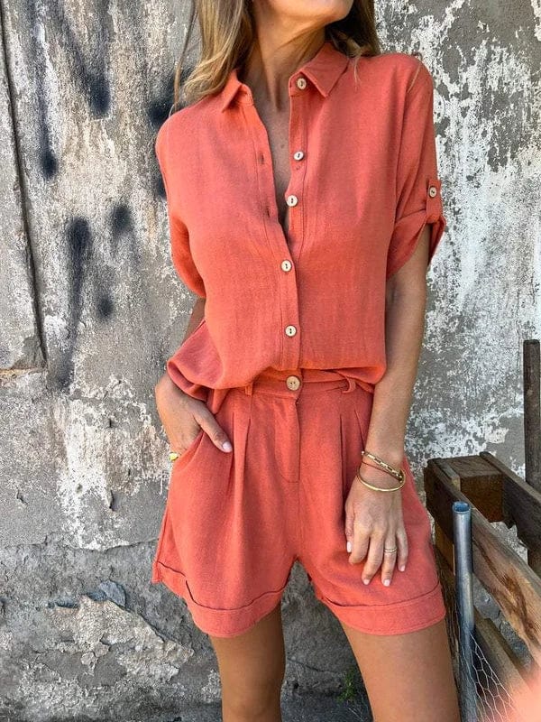 Damen Sommer-Set Zweiteiler | Luftige Bluse mit Knopfleiste und passende Shorts | Bequemes Freizeit-Outfit für warme Tage