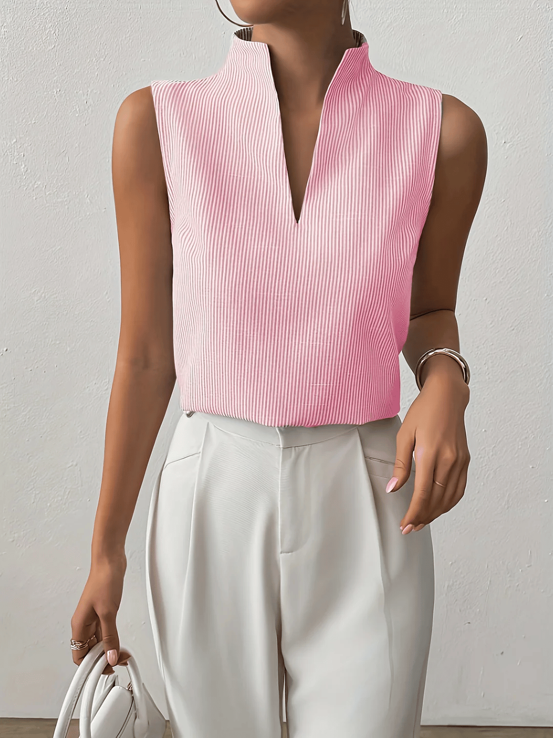 Sleeveless blouse for women with striped pattern | Elegant business top with stand-up collar and V-neck for the office
