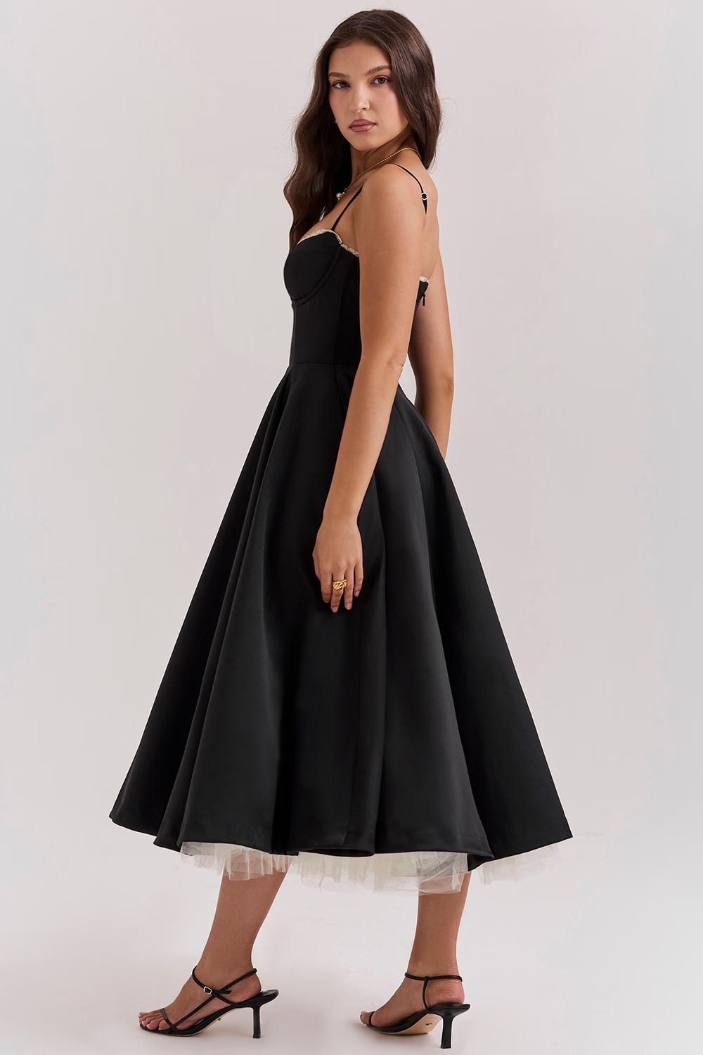 Women's midi dress with corset top and tulle skirt | Festive dress for wedding guests with sweetheart neckline and pockets