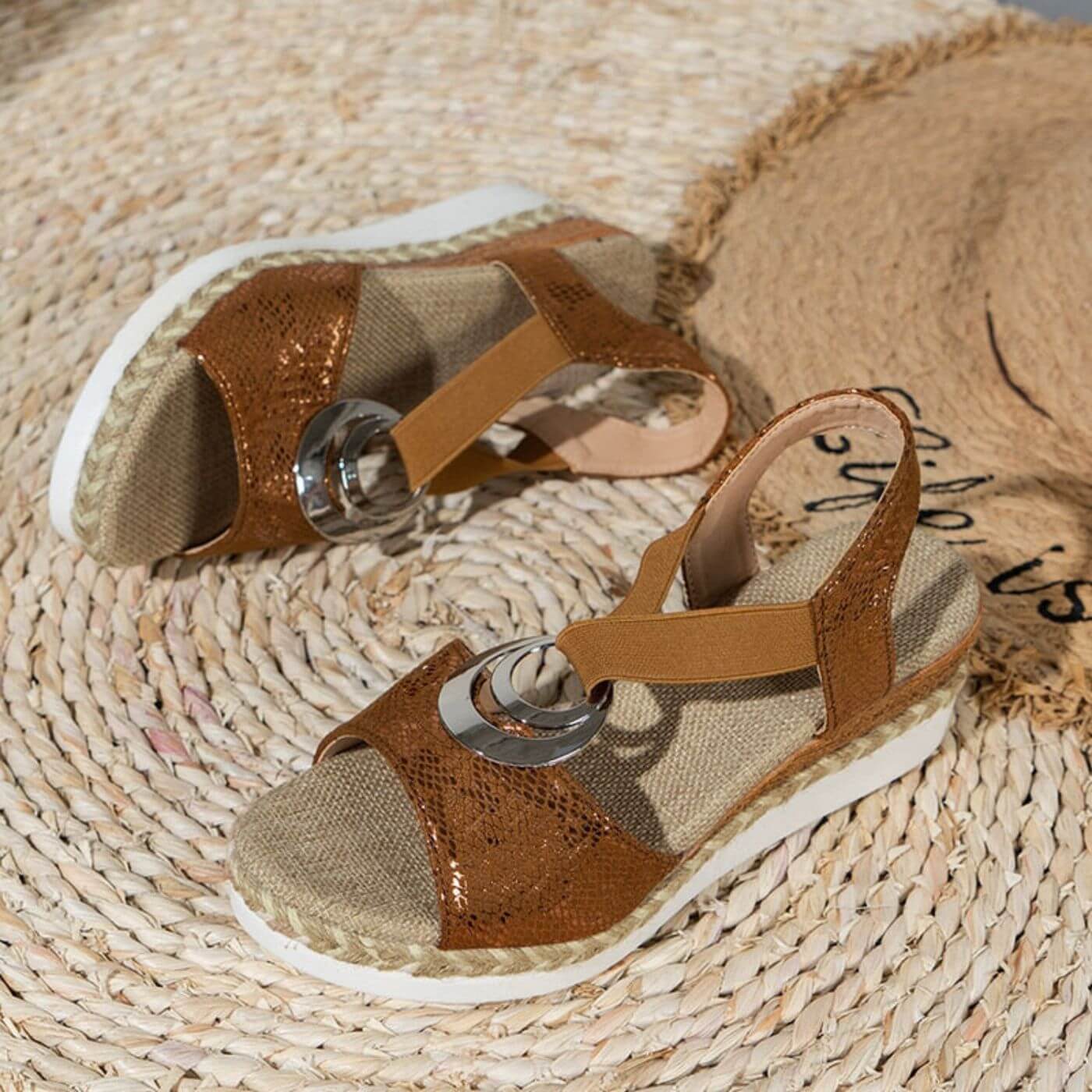 Bequeme orthopädische Sandalen
