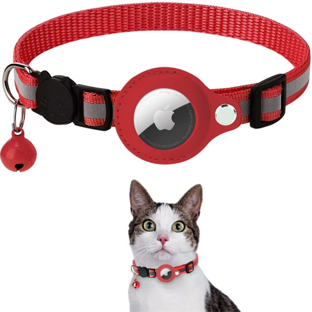GPS collar for cats with quick-release and reflective design