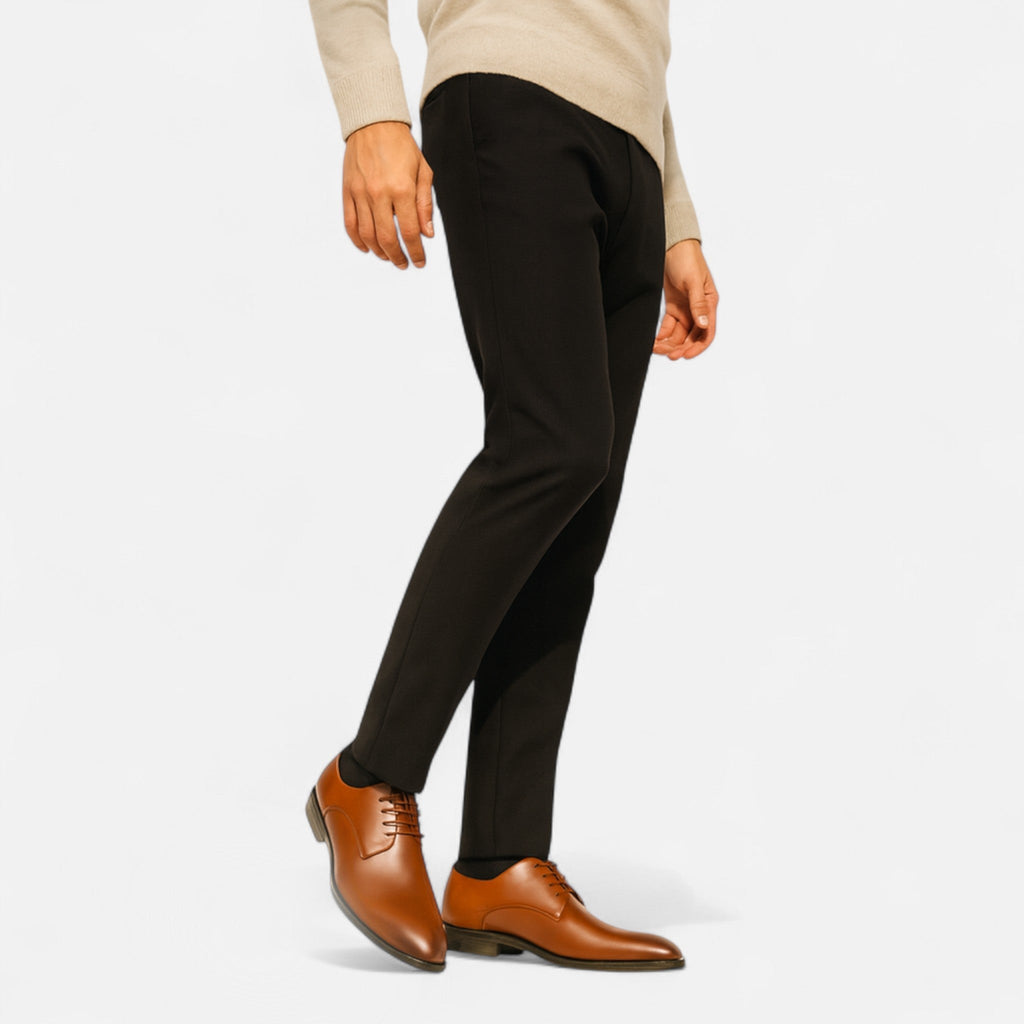Elegante Herren-Sommerschuhe mit klassischen Schnürsenkeln