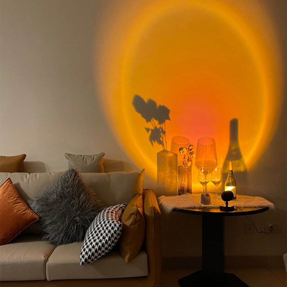 GlowBright | Retro Sunset LED Table Lamp – USB Powered, Compact Design 1