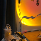 GlowBright | Retro Sunset LED Table Lamp – USB Powered, Compact Design 3