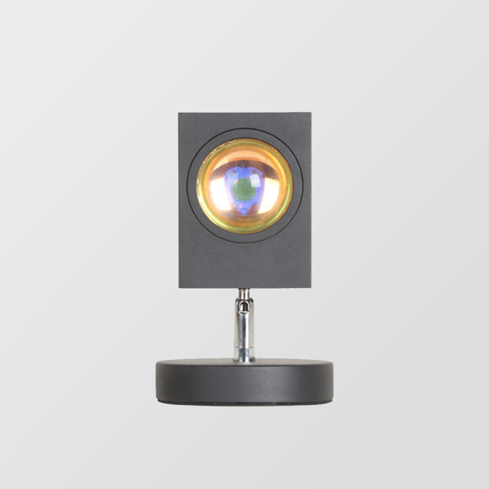 GlowBright | Retro Sunset LED Table Lamp – USB Powered, Compact Design 4