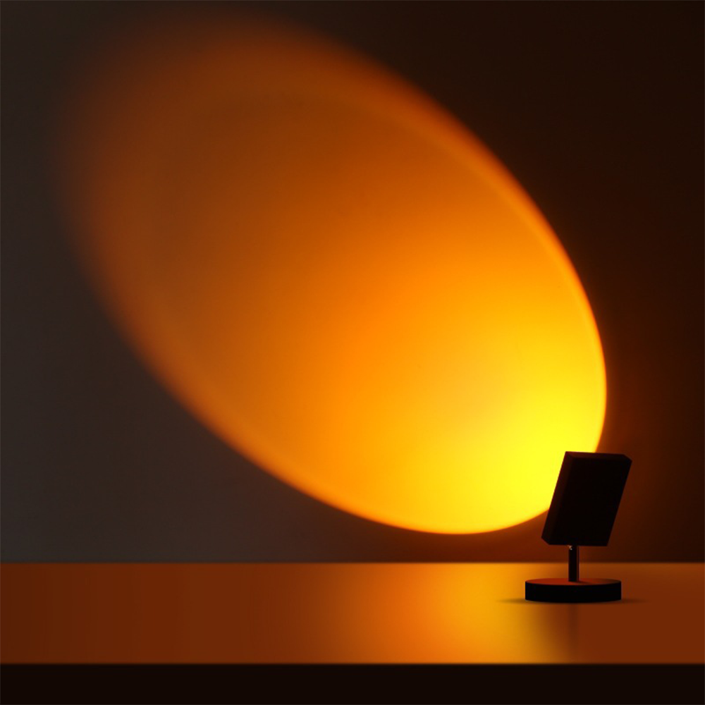 GlowBright | Retro Sunset LED Table Lamp – USB Powered, Compact Design 8