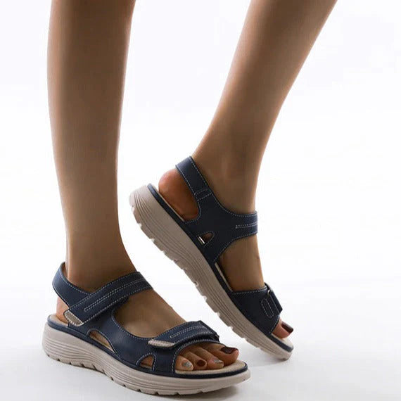 Plateau-Sandalen mit Klettverschluss