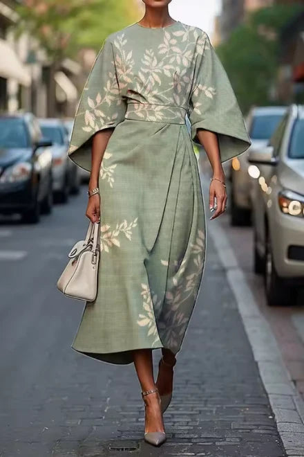 Elegantes Midi-Kleid mit Blumenmuster und Gürtel für Hochzeitsgäste