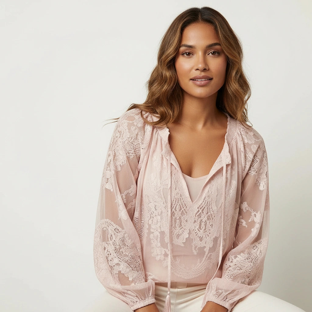 Damenbluse mit Spitze im Boho-Stil | Luftige Sommerbluse locker geschnitten | Feminine Spitzenbluse für Freizeit und Urlaub