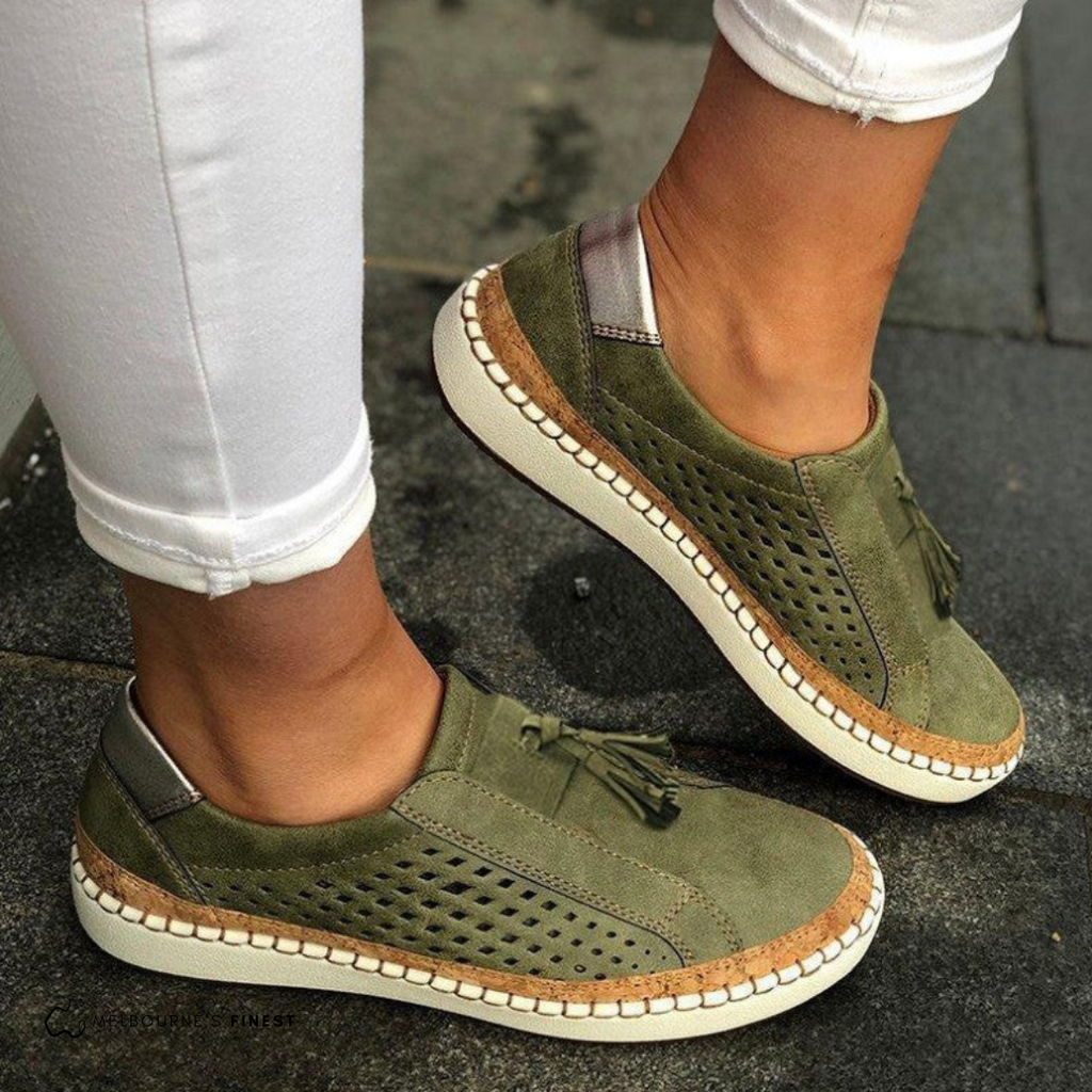 Orthopädische Slip-On-Schuhe mit Fußgewölbestütze