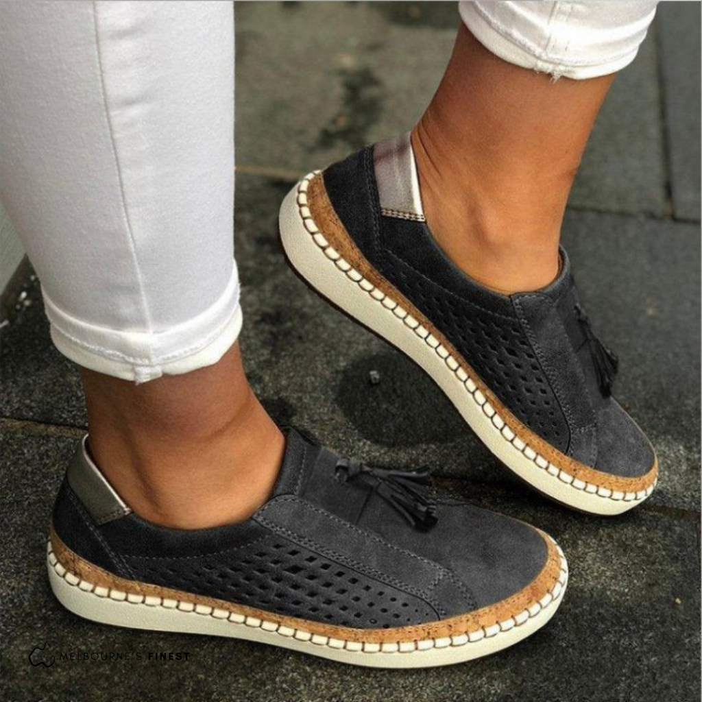 Orthopädische Slip-On-Schuhe mit Fußgewölbestütze