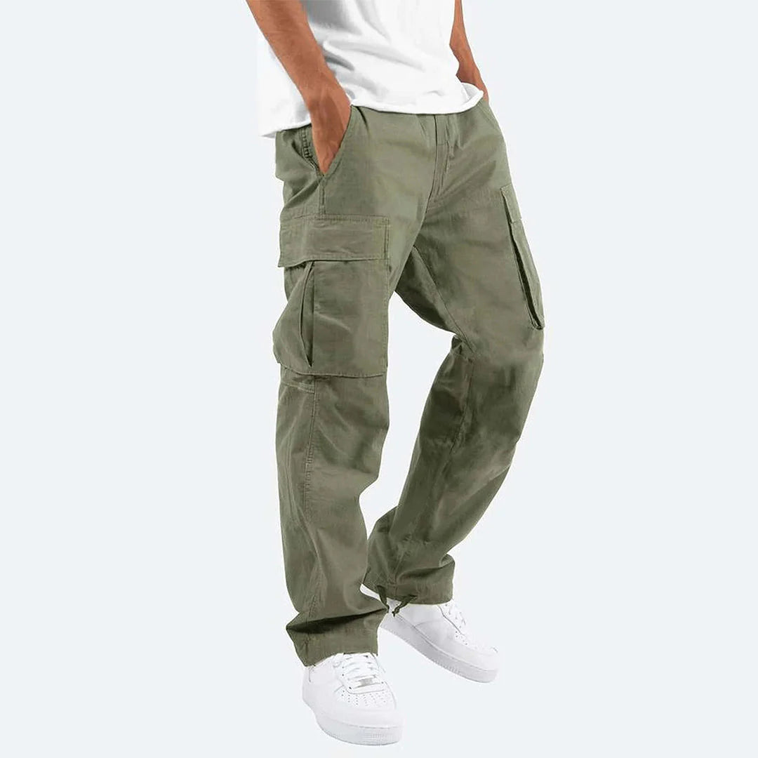 Multifunctional men's cargo pants with multiple pockets