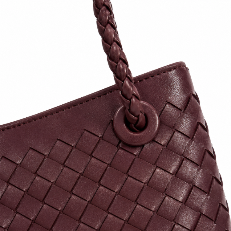 Braided Handbag for Women | Stylish Crossbody Bag with Braided Look Made of Vegan Leather with Gold Details and Shoulder Strap