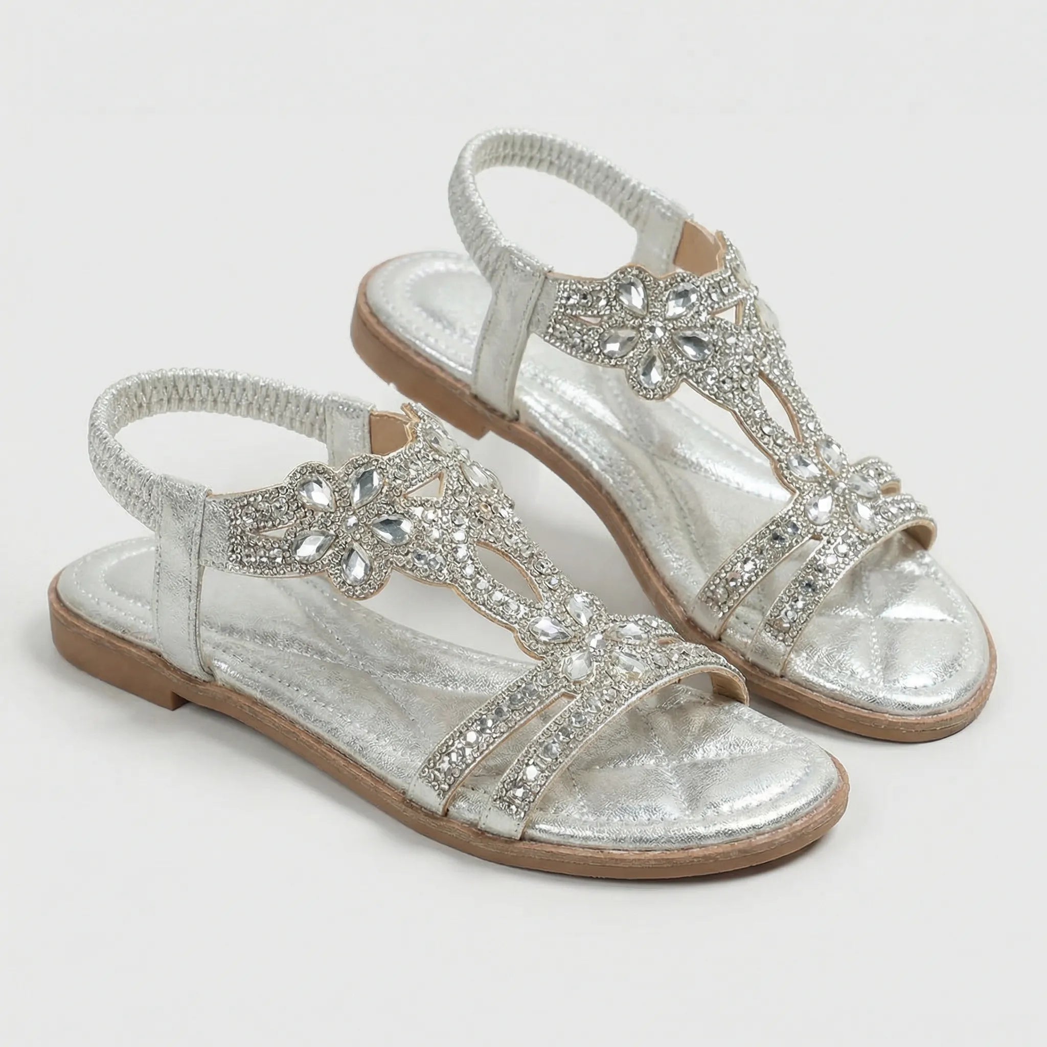 Women's sandal with decoration