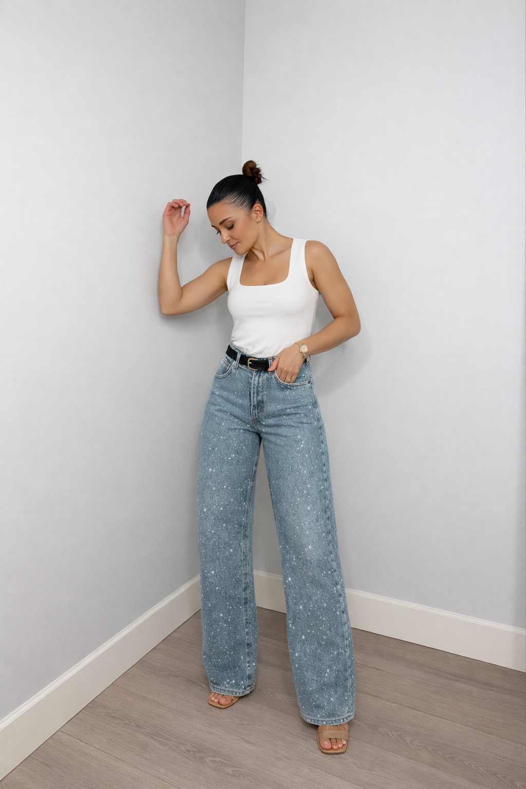 High Waist Jeans für Damen mit geradem Bein und dezenten Glitzer-Details – Straight Leg Denim mit Vintage-Waschung