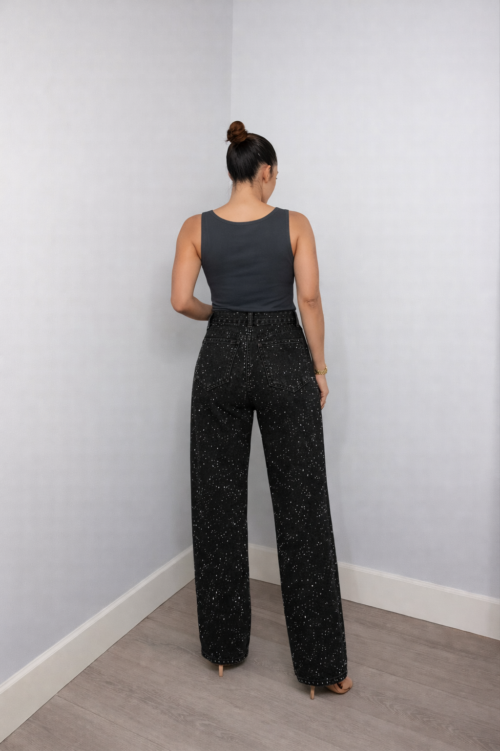 High Waist Jeans für Damen mit geradem Bein und dezenten Glitzer-Details – Straight Leg Denim mit Vintage-Waschung