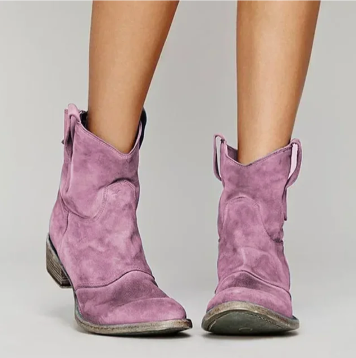 NOUVEAU RICHE Elegante Wildleder-Westernstiefel für einen stilvollen Look Rosa