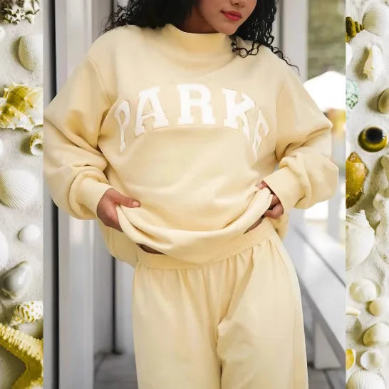 Oversized pullover with graphic print