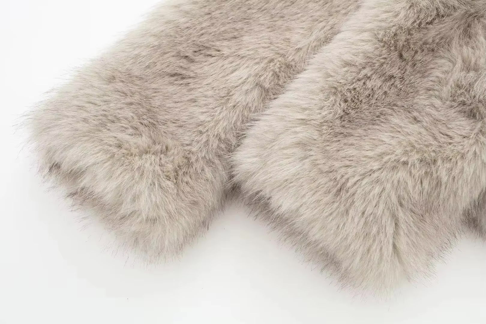 Eleganter Fake Fur Wintermantel für Damen