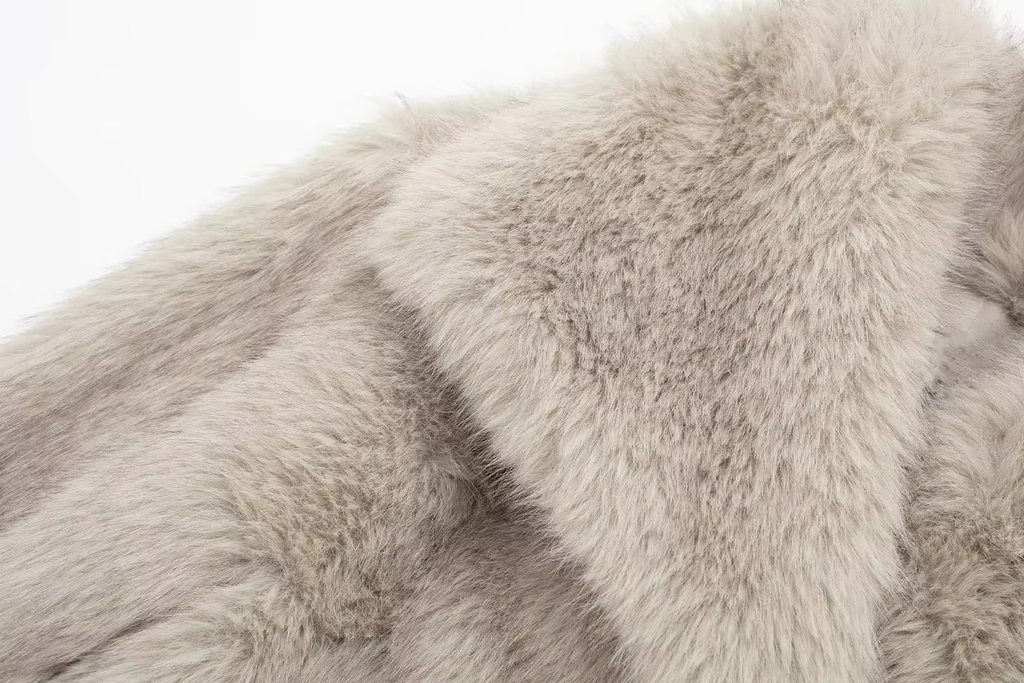 Eleganter Fake Fur Wintermantel für Damen
