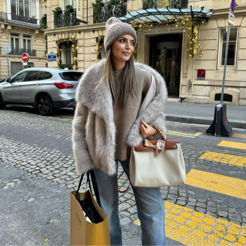 Eleganter Fake Fur Wintermantel für Damen