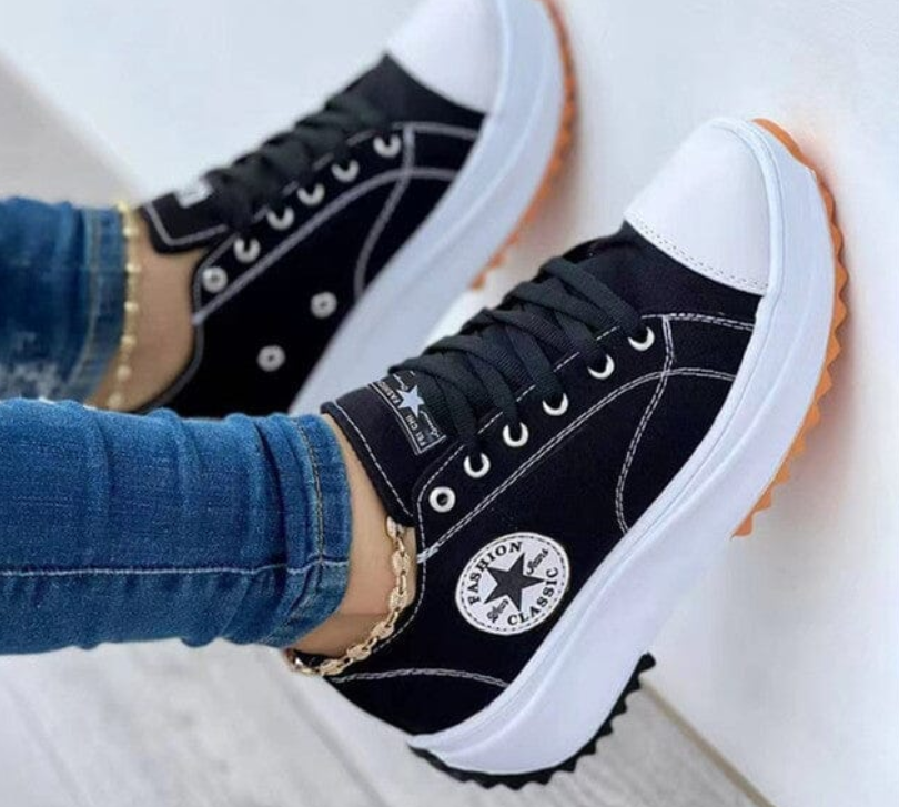 Trendy chunky sneakers for everyday use