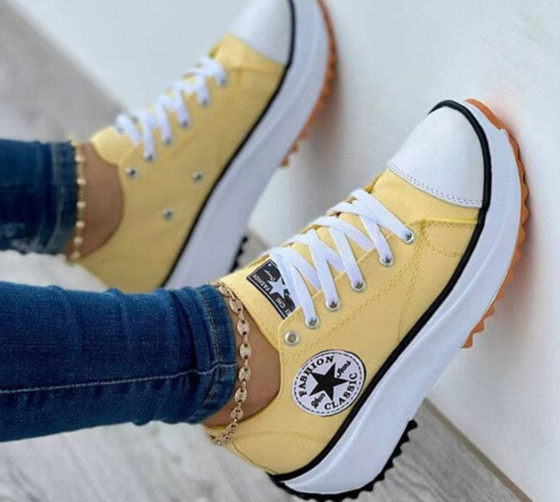 Trendy chunky sneakers for everyday use
