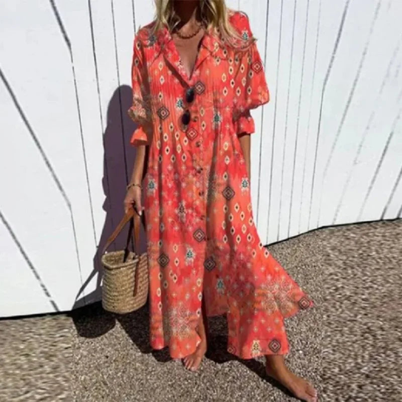 Women's maxi dress with floral pattern and V-neckline