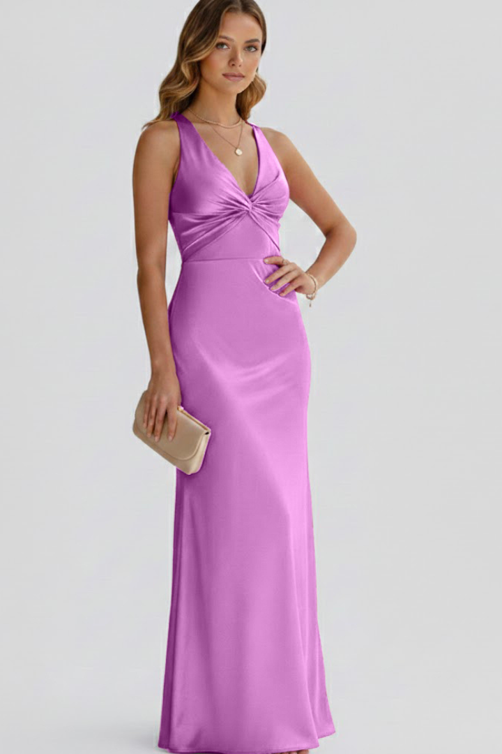 Ärmelloses Damen Maxikleid mit tiefem V-Ausschnitt und taillierter Passform – Bodenlanges Kleid mit ausgestelltem Saum