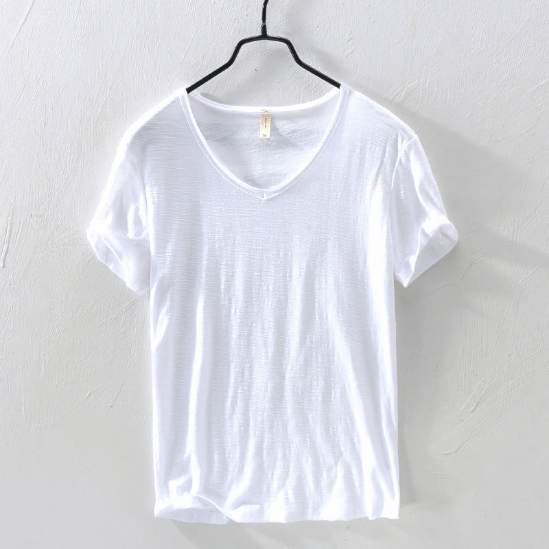 Men's V-neck T-shirt made of slub cotton | Relaxed fit cotton shirt | Breathable short-sleeve shirt for everyday wear